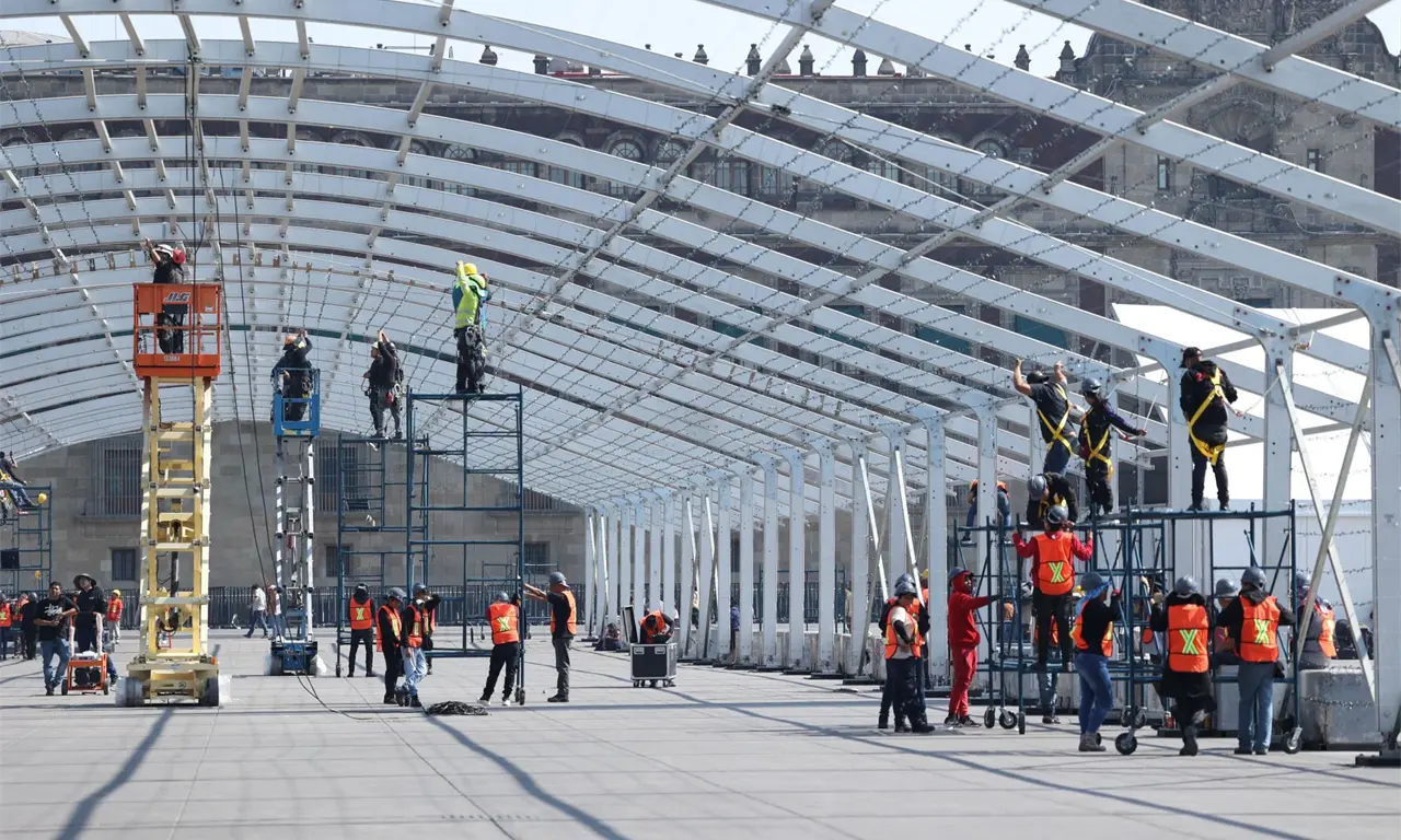  Aquí te decimos cuál debe ser tu salario mínimo para 2026. 