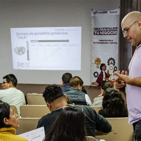 Gobierno de Puebla capacita a m&aacute;s de 5 mil emprendedores en 2025