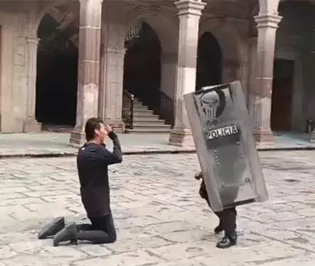 Liberan a Ra&uacute;l Meza, joven que protest&oacute; por el asesinato de Carlos Manzo en Michoac&aacute;n