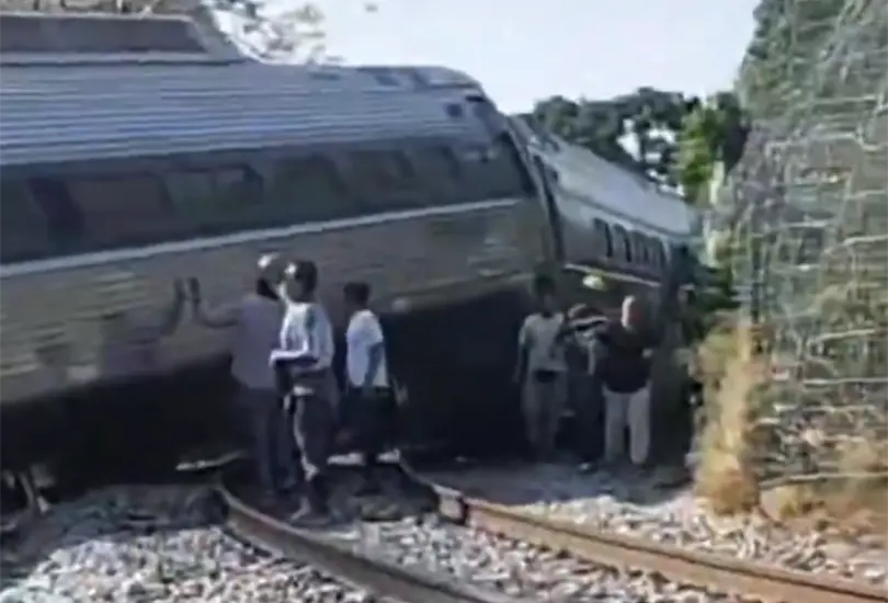 En el video se observa c&oacute;mo sus familiares lograron sobrevivir tras el accidente debido a que abordaron el &uacute;ltimo vag&oacute;n.