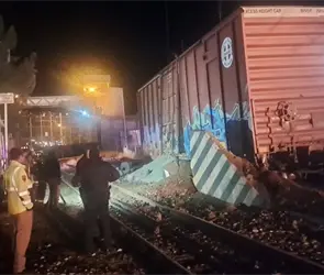 Vag&oacute;n de Ferromex sin control recorre Nogales y se detiene a metros de la frontera con EE.UU.