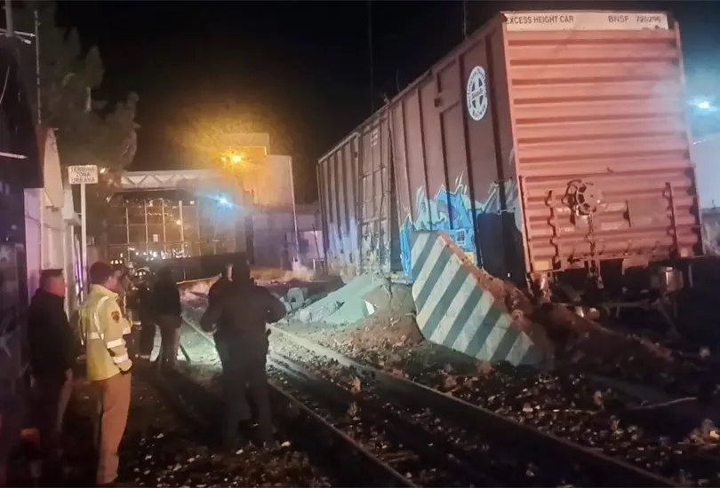 Vag&oacute;n de Ferromex se descarrila a metros de la frontera con EE.UU.