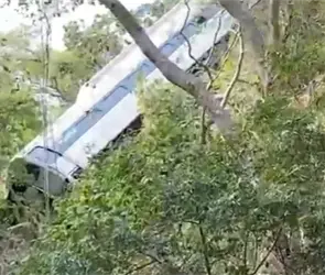 Asientos, fotos y pertenencias: as&iacute; qued&oacute; la zona donde descarril&oacute; el Tren Interoce&aacute;nico