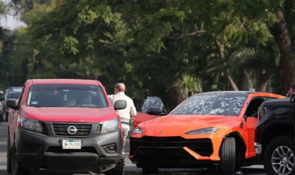  Imágenes del Lamborghini Urus evidencian la violencia del ataque armado contra Alberto “El Prieto” en Zapopan. 