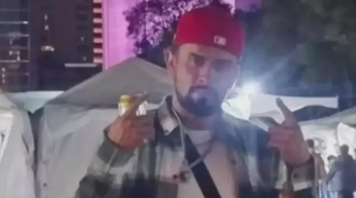  Adolfo Axel fue visto por última vez el pasado 13 de diciembre, cuando se dirigía a la CDMX para asistir a un concierto de Junior H. 