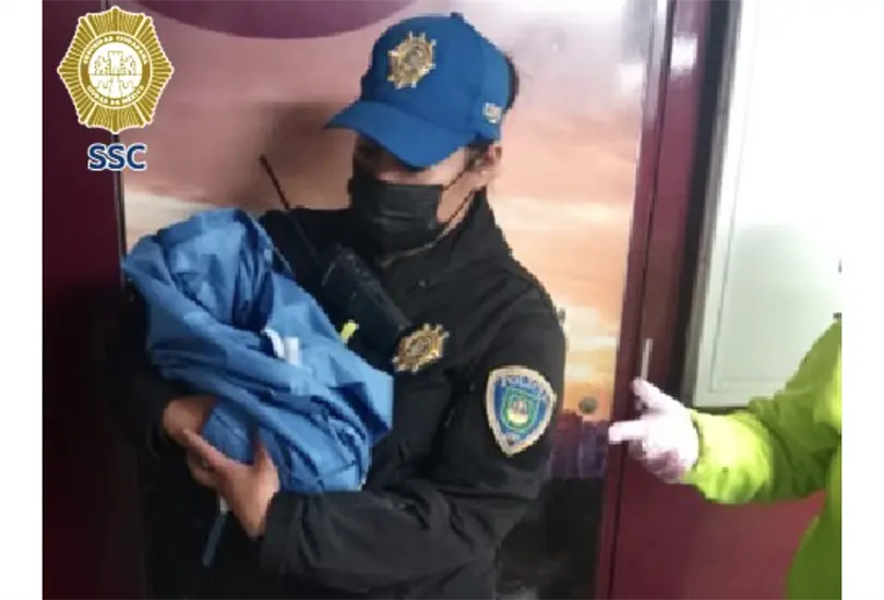 Da a luz en la TAPO: polic&iacute;as se convierten en hero&iacute;nas y reciben a una beb&eacute; en plena terminal