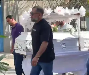 Ella no deb&iacute;a morir: Despiden a Elena, la peque&ntilde;a de 6 a&ntilde;os que muri&oacute; en el accidente del Tren Interoce&aacute;nico