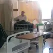 "Qu&eacute; valientes": Difunden video de enfermeras del IMSS protegiendo pacientes durante el sismo