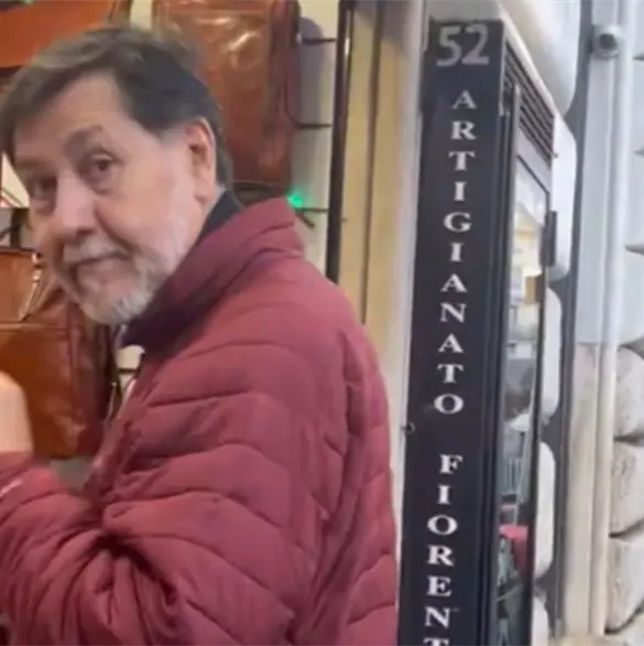 "Lo salv&eacute; de que lo atropellaran": Noro&ntilde;a acusa de clasista a ciudadano que lo increp&oacute; en Roma