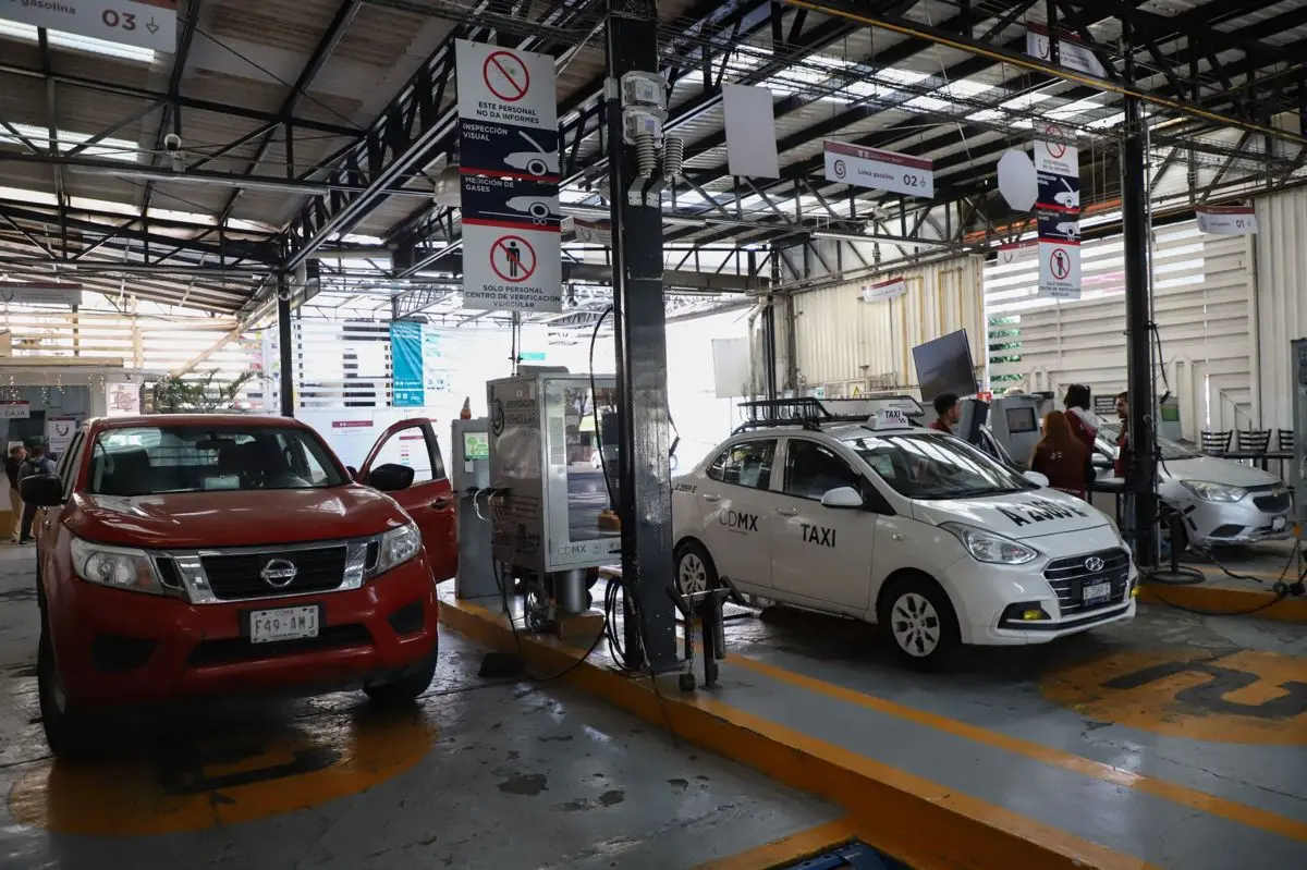 Al respetar el calendario del primer semestre de 2026, las y los automovilistas contribuyen a disminuir la contaminación atmosférica y a proteger la salud pública. Cuartoscuro.