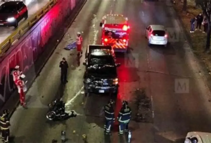 Tragedia vial en CDMX: muere motociclista en Circuito Interior tras chocar con camionetaanel