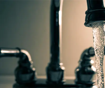 C&oacute;mo pagar menos agua y predial en Edomex en 2026: descuentos y beneficiarios