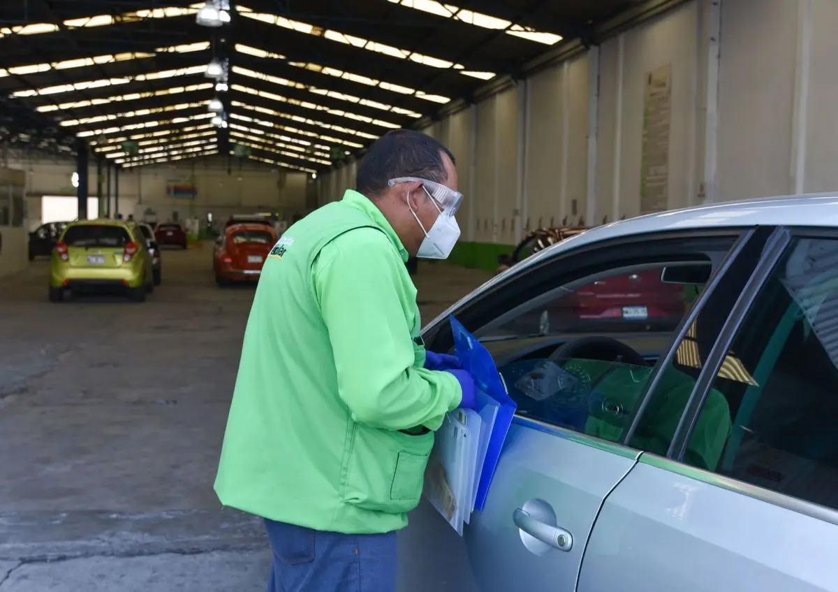 El programa aplica a todos los vehículos con placas del Estado de México, sin importar el tipo de combustible que utilicen. Cuartoscuro.