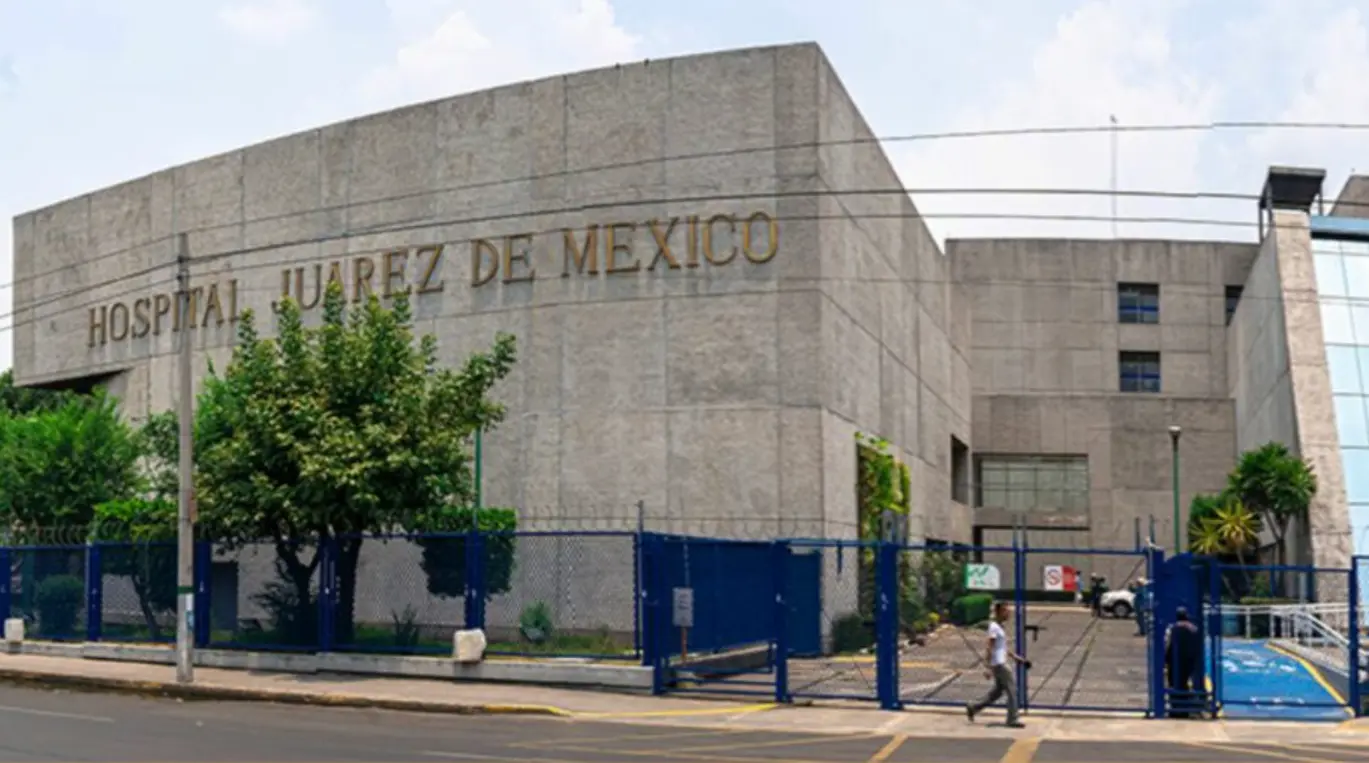  Tiene una plaza formal en el sector público desde 2008. 