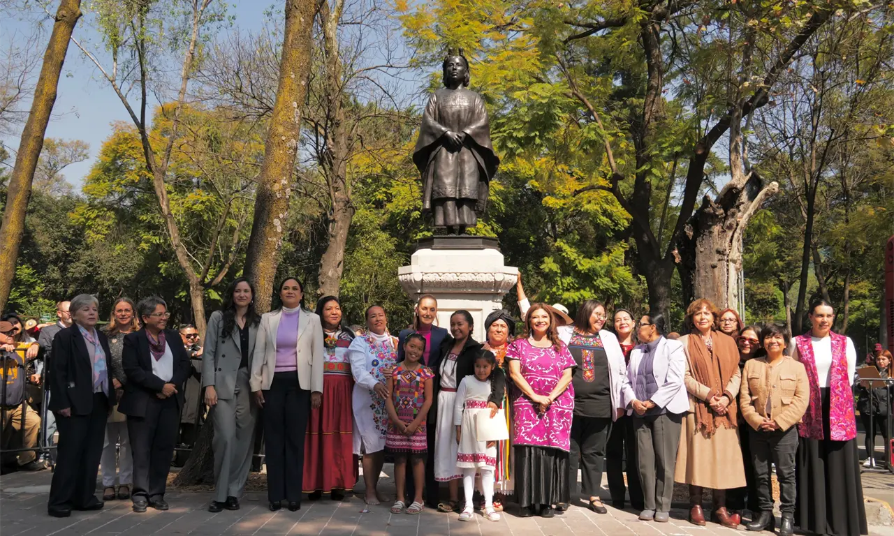  Sheinbaum inaugura monumentos a mujeres indígenas en Reforma: “Es un acto de justicia histórica” 