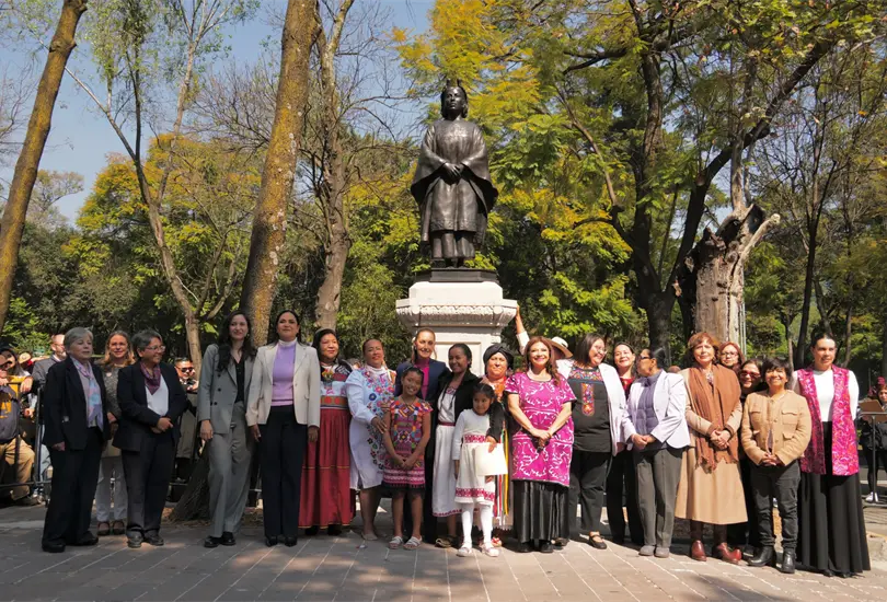 Sheinbaum inaugura monumentos a mujeres indígenas en Reforma: "Es un acto de justicia histórica" Sheinbaum inaugura monumentos a mujeres indígenas en Reforma: "Es un acto de justicia histórica"