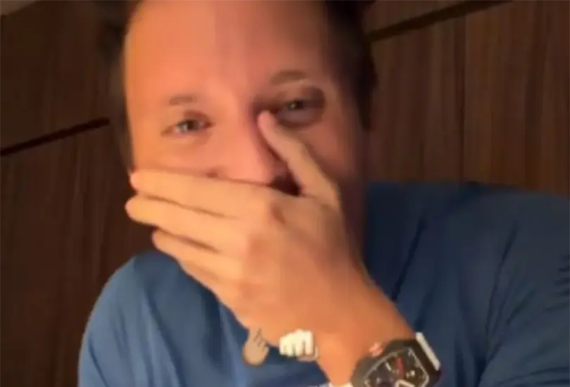 Las cr&iacute;ticas surgieron despu&eacute;s de que usuarios y analistas identificaran el reloj que Herrera mostraba en una fotograf&iacute;a difundida en Instagram.