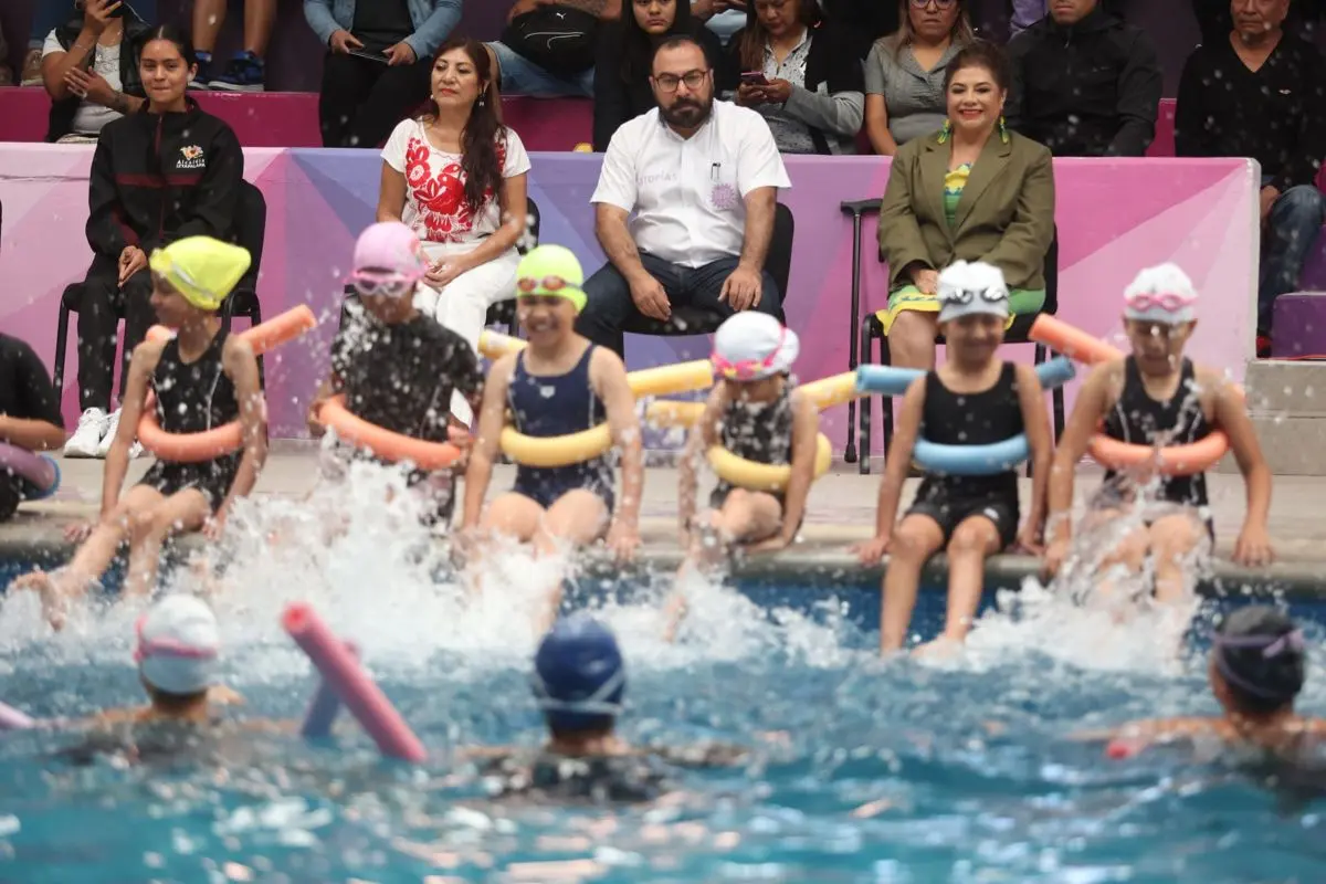 El programa está dirigido a niñas y niños a partir de los seis años de edad, así como a jóvenes, personas adultas y adultos mayores. Cuartoscuro.