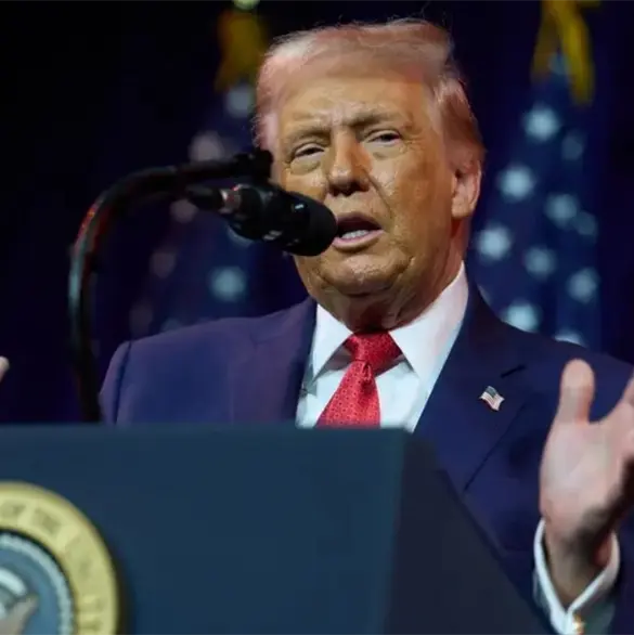 Trump anuncia ataques terrestres contra los c&aacute;rteles: "est&aacute;n gobernando M&eacute;xico"