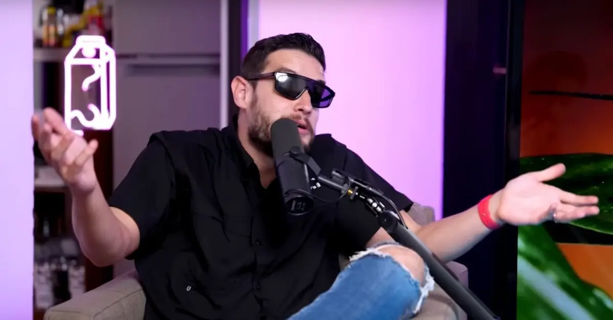  El anuncio se da luego de que desataron rumores sobre un posible divorcio con Karina Puente. 