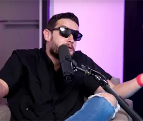 Adri&aacute;n Marcelo anuncia su retiro temporal de la comedia: "necesito invertir en m&iacute;"