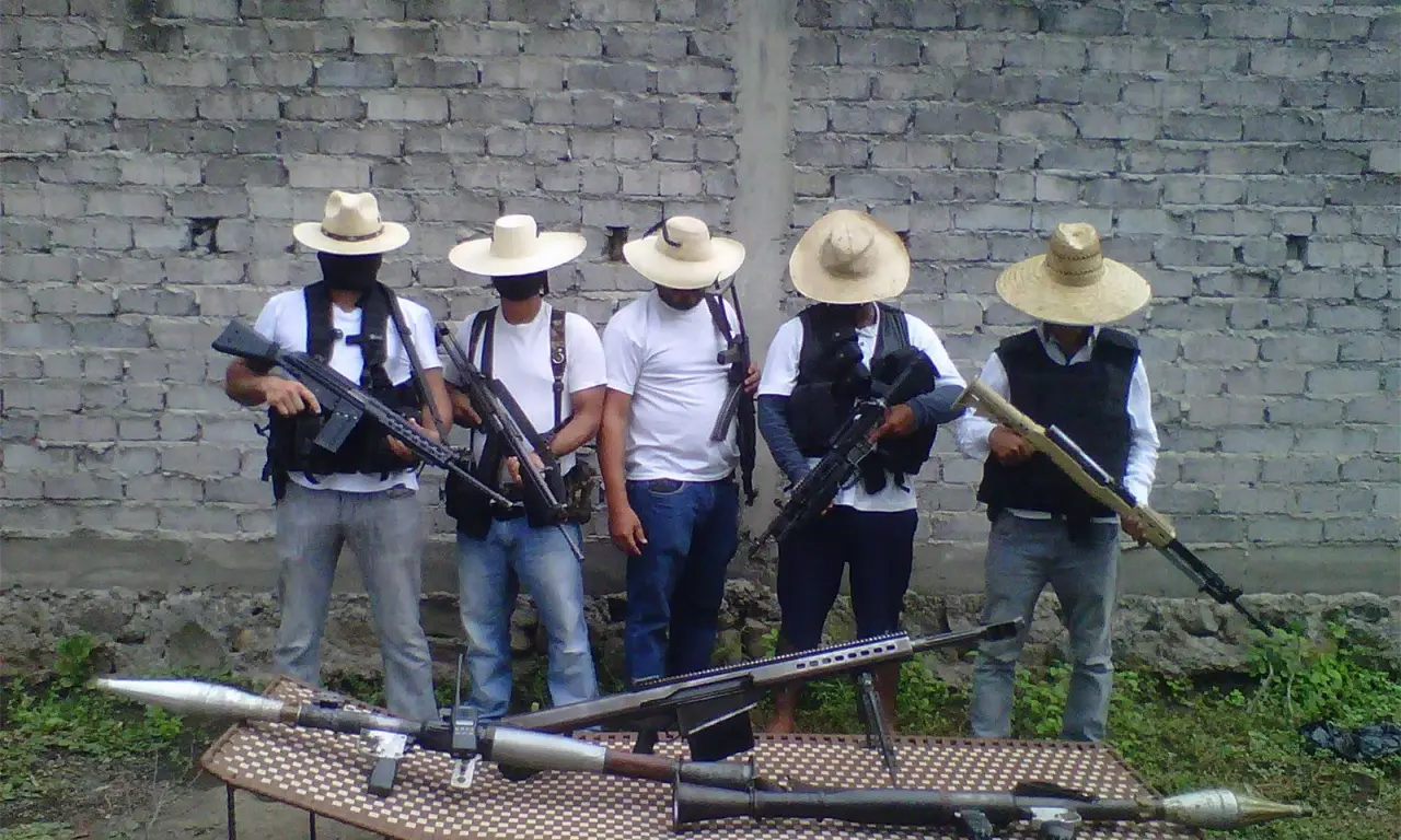  Su líder exigió a Sheinbaum la liberación de su esposa e hija. 
