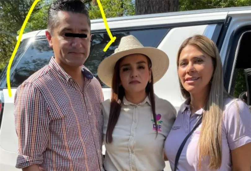 El funcionario proporcion&oacute; informaci&oacute;n sensible y ubicaciones de Carlos Manzo, facilitando la planeaci&oacute;n y ejecuci&oacute;n del homicidio.