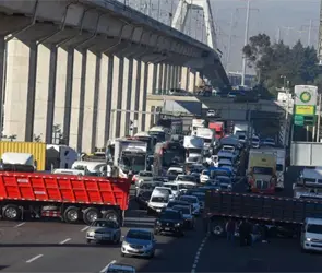 Mega bloqueo de transportistas en Edomex: qu&eacute; vialidades ser&aacute;n afectadas este 13 de enero