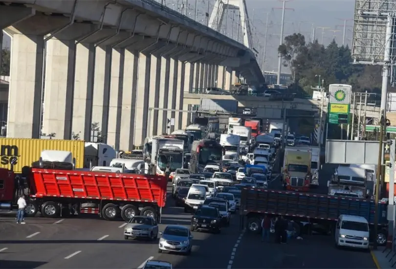 El megabloqueo afectar&aacute; 13 vialidades del Edomex.