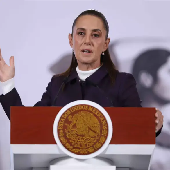 Sheinbaum analiza reforma electoral con l&iacute;deres de Morena