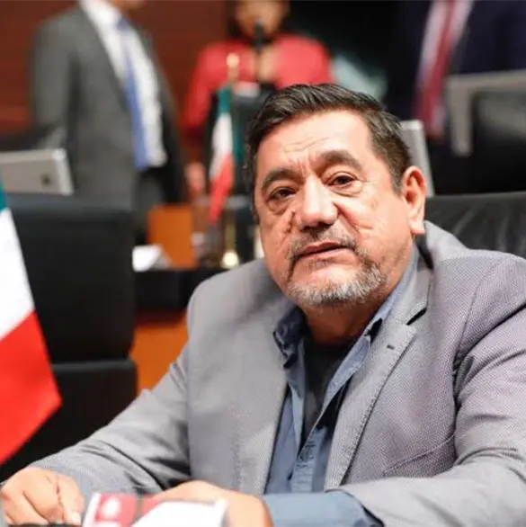 Canasta de preservativos para F&eacute;lix Salgado Macedonio: el regalo de cumplea&ntilde;os que caus&oacute; pol&eacute;mica