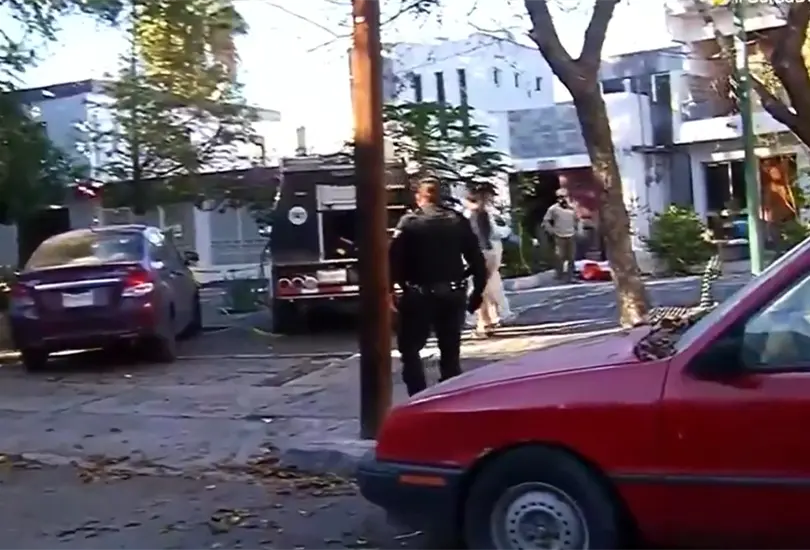 Hijo halla muerta a su madre en su casa de Monterrey