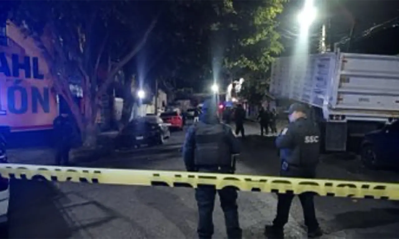  Ataque armado en Cuautepec: sicarios en moto ejecutan a tres personas, frente al Reclusorio Norte 