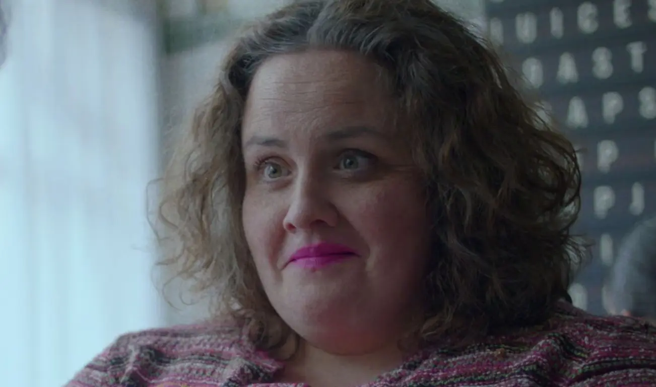 Basada en hechos reales vividos por su propio creador, Richard Gadd. La serie narra una historia inquietante de acoso por parte de una mujer llamada Martha, que parece inofensiva, pero pronto su personalidad da un giro.