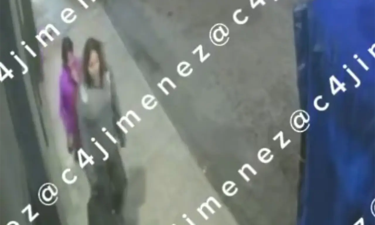  Las autoridades analizan si alguien pudo haberlas contactado por medio de videojuegos en línea. 