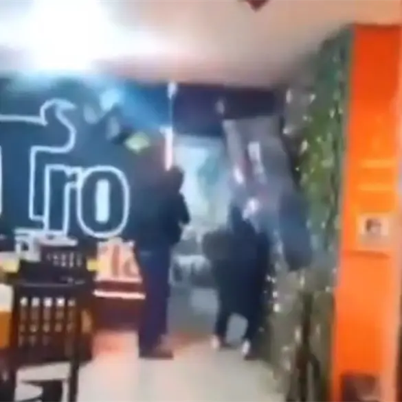 Ya vamos a entrar: Sicarios graban momento en que asesinan al periodista Carlos Castro en restaurante