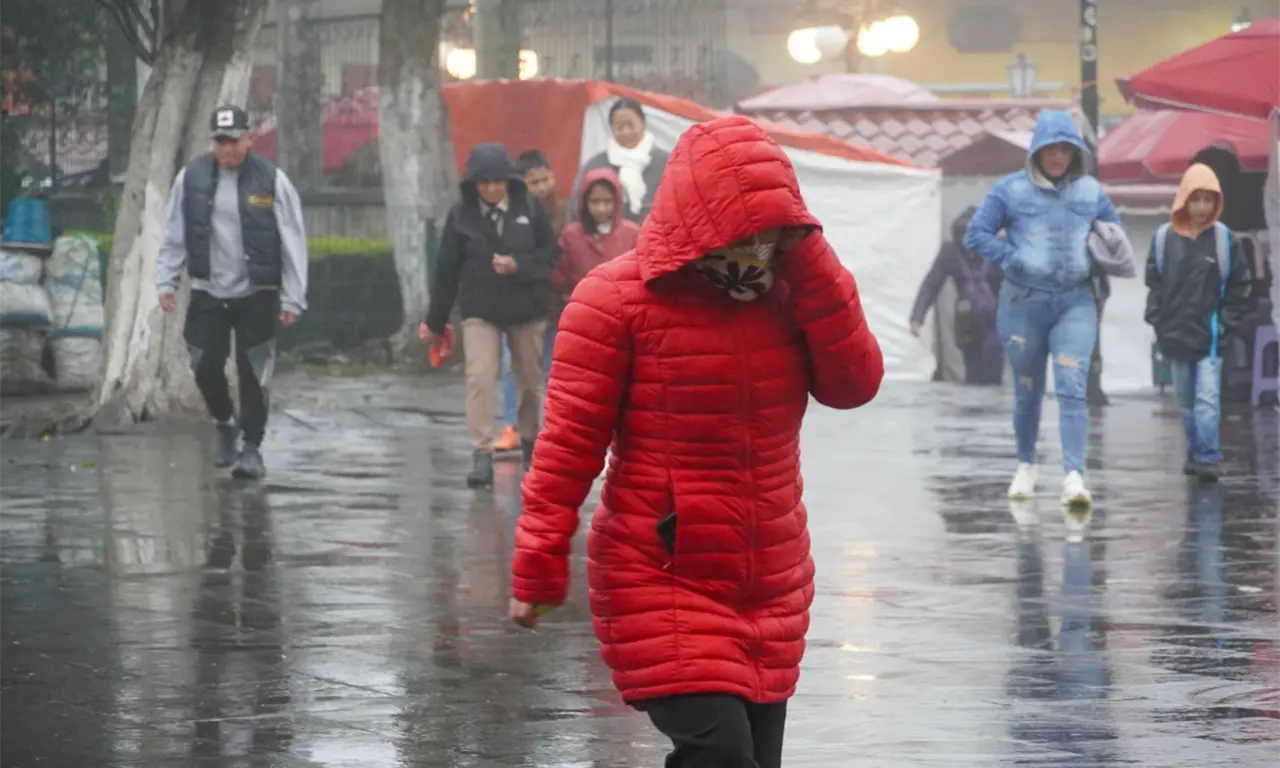  Consulta los estados donde lloverá muy fuerte hoy. 