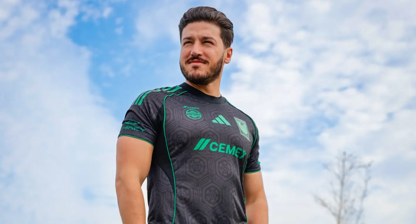  En un video, García mostró gráficas relacionadas con el apoyo que recibiría en una eventual carrera presidencial. 