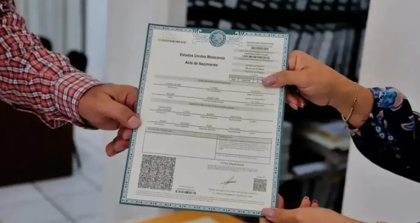  Aunque actualmente es posible descargar este documento de forma digital desde cualquier parte del país, el costo no es federal. 