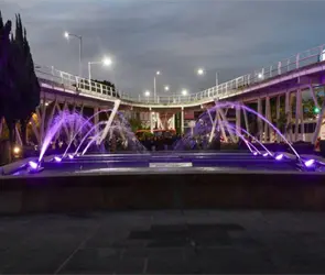 Puebla Brilla: rehabilitan fuente Hermanos Serd&aacute;n con trabajos el&eacute;ctricos