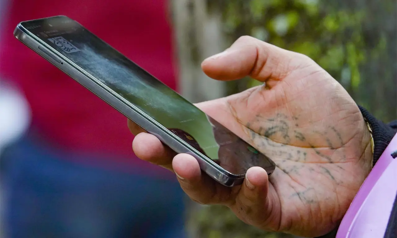  Con la entrada en vigor del registro, miles de usuarios comenzaron a regularizar sus líneas. 