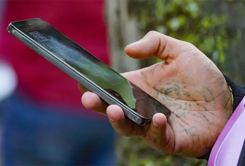 Con la entrada en vigor del registro, miles de usuarios comenzaron a regularizar sus líneas. Con la entrada en vigor del registro, miles de usuarios comenzaron a regularizar sus líneas.