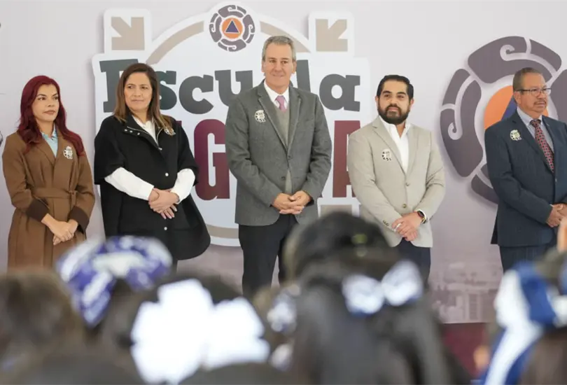 ¿En qué consiste el Programa Escuela Segura y cómo prepara a niñas y niños ante emergencias en Puebla?