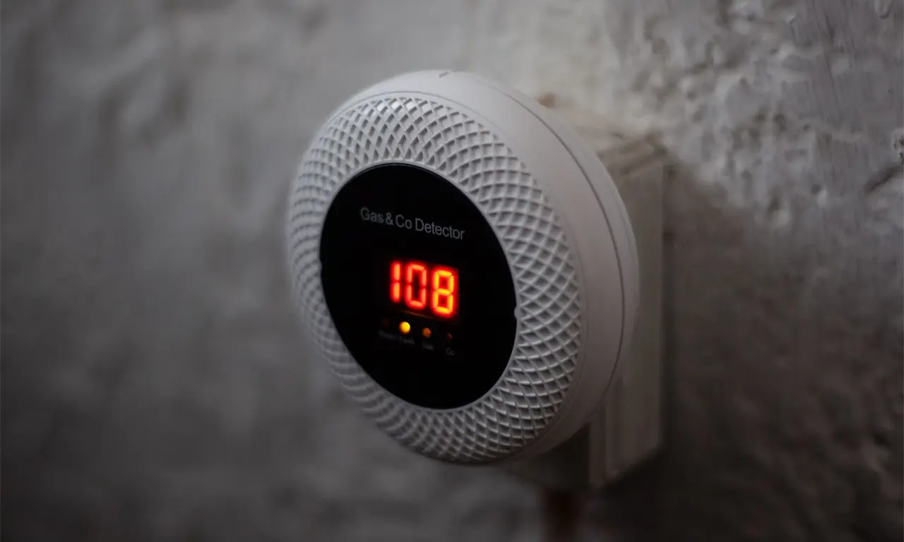  El programa lleva por nombre “El detector que salva” y contempla la distribución gratuita de dispositivos electrónicos especializados en el monitoreo del aire dentro de viviendas.

 