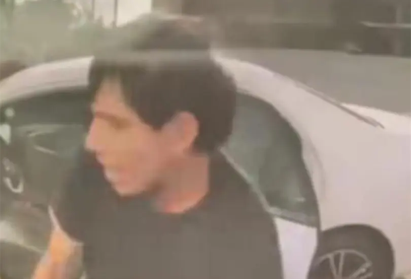 El sujeto pertenecería a un grupo de sicarios que operan para dicha célula delictiva. El sujeto pertenecería a un grupo de sicarios que operan para dicha célula delictiva.