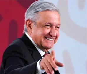 Aprueban cambiar papeler&iacute;a oficial en Cuautitl&aacute;n con la leyenda 2026, a&ntilde;o de AMLO