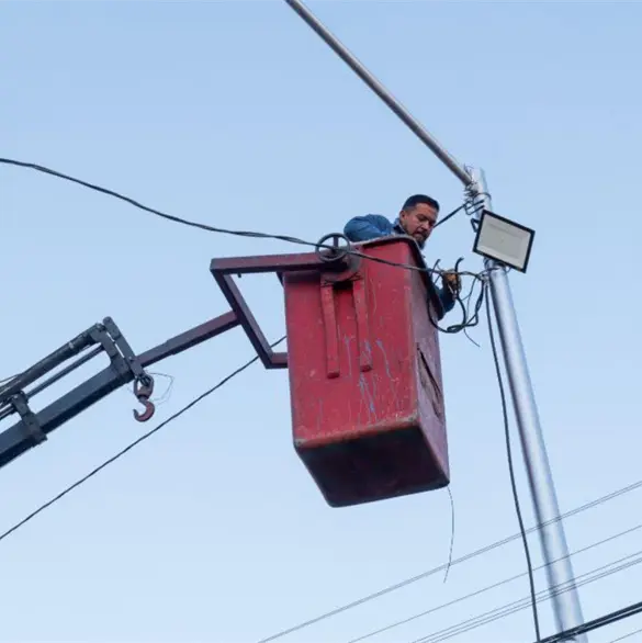 Modernizan alumbrado público en colonia Villa Encantada en Puebla Modernizan alumbrado público en colonia Villa Encantada en Puebla