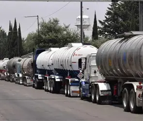 Pipas de gas en M&eacute;xico: bombas sobre ruedas en calles y carreteras