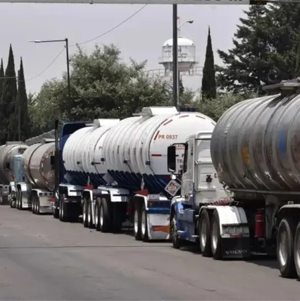 Pipas de gas en M&eacute;xico: bombas sobre ruedas en calles y carreteras