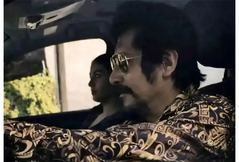 Captan a Rodrigo Flores, secretario de Seguridad de Atlatlahucan paseando en una patrulla con una mujer